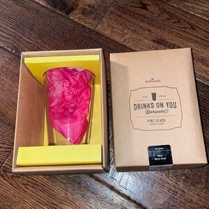 NWT Hallmark Best Mom Ever Pint Glass 16 OZ